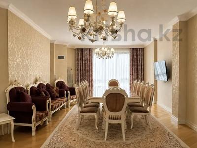 4-комнатная квартира · 200 м² · 4/6 этаж, Фурманова 301 за 1.1 млн ₸ в Алматы, Медеуский р-н