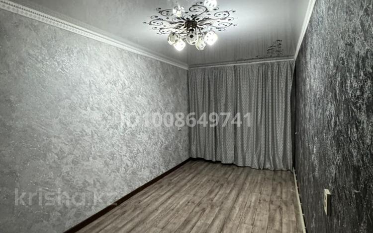4-бөлмелі пәтер · 71.4 м² · 4/5 қабат, 1 микрорайон 10 — Город Ленгер, бағасы: 20 млн ₸ в Шымкенте — фото 2