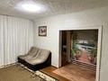 3-бөлмелі пәтер · 44.3 м² · 1/2 қабат, Рабочая 158 — Рн клуб строителя, бағасы: 13 млн ₸ в Костанае — фото 2