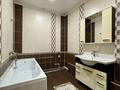 3-комнатная квартира · 120 м² · 5/8 этаж, Просп. Алии Молдагуловой 50Ак2 за 280 000 ₸ в Актобе — фото 6