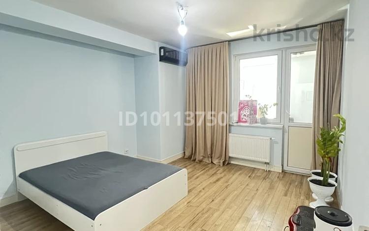 1-бөлмелі пәтер · 41.8 м² · 3/9 қабат, Абая 130, бағасы: 52 млн ₸ в Алматы, Бостандыкский р-н — фото 4