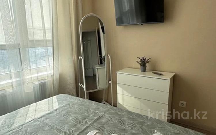 1-комнатная квартира · 40 м² · 6/22 этаж, Бектурова 4/6 за 1 500 ₸ в Астане, Нура р-н — фото 2
