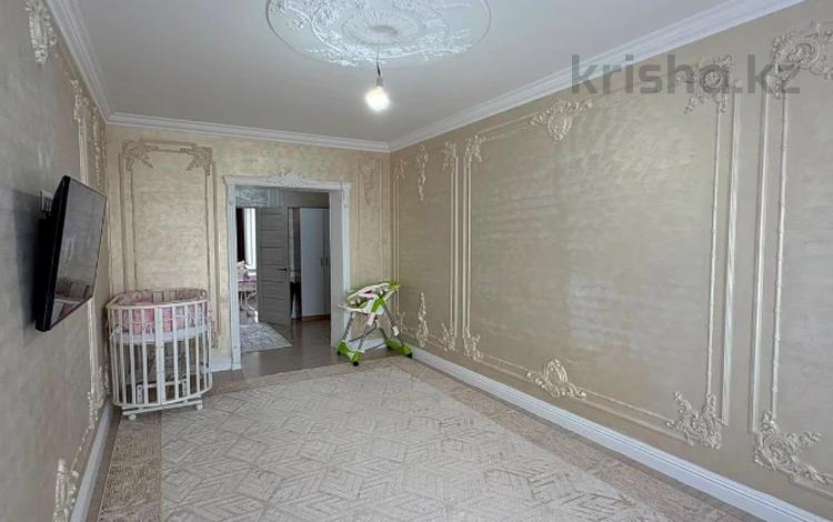 3-комнатная квартира · 87.9 м² · 9/9 этаж, мкр. Алтын орда за 31 млн ₸ в Актобе — фото 2