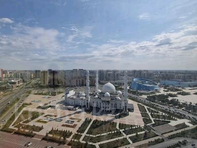 3-комнатная квартира · 90 м² · 17/28 этаж, Кошкарбаева 10/1 за 59 млн 〒 в Астане, Сарайшык р-н