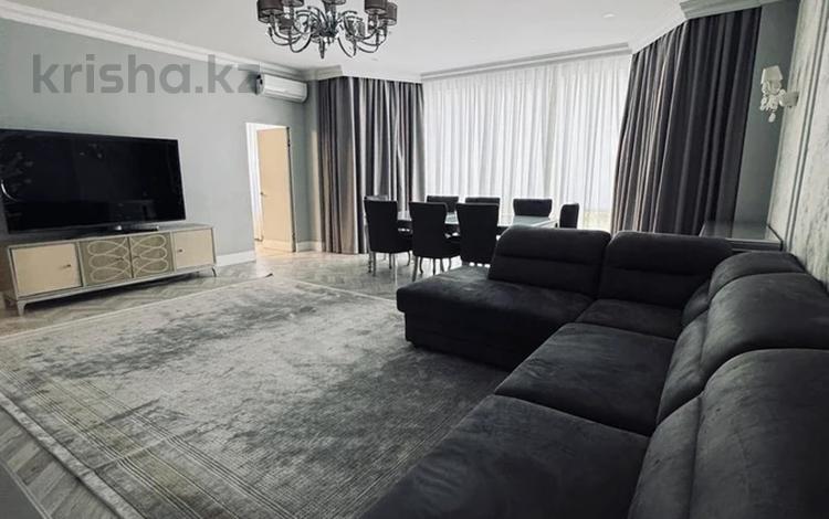 4-бөлмелі пәтер · 207 м² · 3/12 қабат, ул. Шевченко, бағасы: 1.8 млн ₸ в Алматы, Алмалинский р-н — фото 2