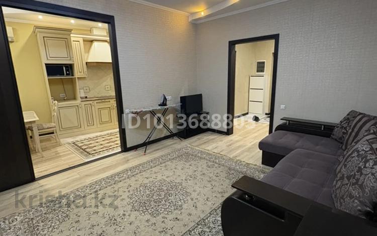 2-бөлмелі пәтер · 70 м² · 3/15 қабат, Навои — Рыскулбекова, бағасы: 350 000 ₸ в Алматы, Бостандыкский р-н — фото 2