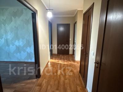 4-бөлмелі пәтер · 70 м² · 4/5 қабат, 10 мкр. 10, бағасы: 23 млн ₸ в Аксае