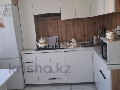 1-бөлмелі пәтер · 42 м² · 2/5 қабат, Водник 2 7 — Базар мечеть, бағасы: 27.5 млн ₸ в Боралдае (Бурундай), мкр Водник-2