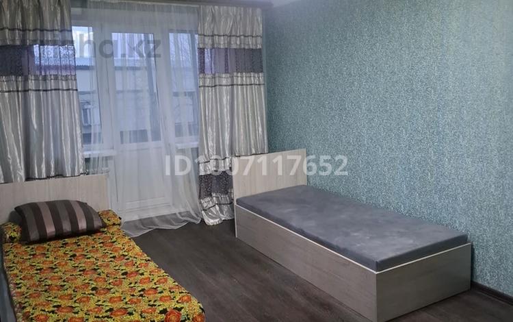 2-бөлмелі пәтер · 46 м² · 4/5 қабат, Бульвар Независимости 21 — Находится рядом Аян пассаж и всё рядом, бағасы: 150 000 ₸ в Темиртау — фото 2