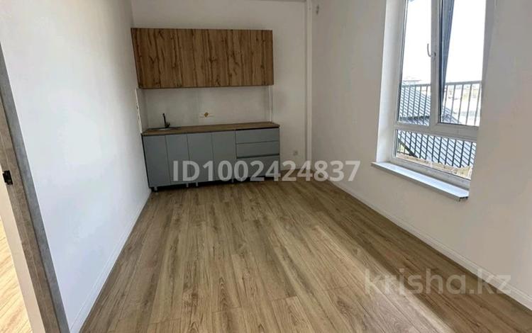 1-бөлмелі пәтер · 30 м² · 2/2 қабат, Капал батыр-Астана 1098, бағасы: 110 000 ₸ в  — фото 7