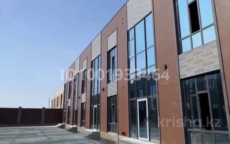 4-бөлмелі пәтер · 171 м² · 2/2 қабат, Тәуке хана 26/50 — Район Абсент 13микр, бағасы: 34 млн 〒 в Таразе — фото 10