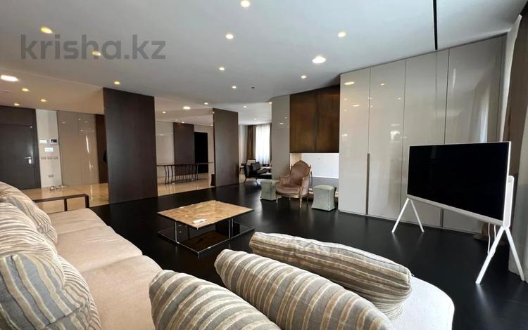 7-комнатная квартира · 600 м² · 3/6 этаж, Мирас 188/2 — Гольф клуб Жайляу за 5 млн 〒 в Алматы, Бостандыкский р-н — фото 4
