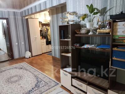 2-комнатная квартира · 47 м² · 1/5 этаж, Ауэзова 27 за 160 000 ₸ в Семее