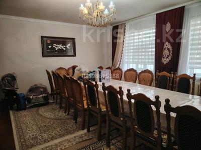 Отдельный дом · 6 комнат · 200 м² · 10 сот., Сыздыков Н. 30 — Тайманов за 19 млн 〒 в 