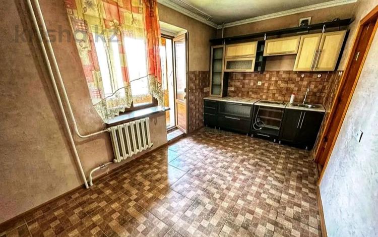 4-комнатная квартира, 96 м², 2/5 этаж, Каратал 57 за 25 млн 〒 в Талдыкоргане — фото 2