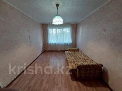 2-комнатная квартира, 47 м², 1/5 этаж, 4 микрорайон за 7.8 млн 〒 в Темиртау