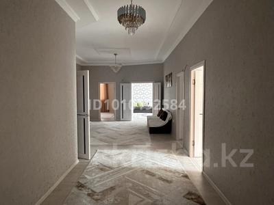 Отдельный дом · 5 комнат · 168 м², мкр Атырау, Тарбагатай 14 за 250 000 〒