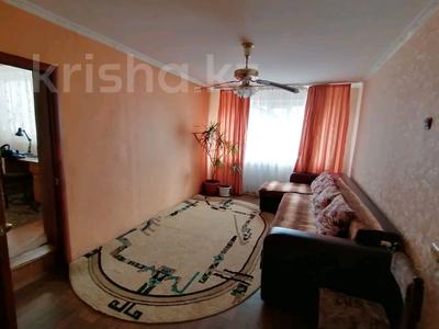 3-комнатная квартира · 61 м² · 4/5 этаж, Муканова 6/2 за 17.7 млн 〒 в Караганде, Казыбек би р-н