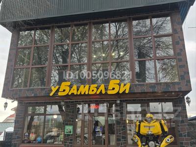 Отдельный дом · 20 комнат · 750 м² · 15 сот., Кунаева 6а — Находится по Талгарской трассе при въезде вдоль трассы за 320 млн 〒