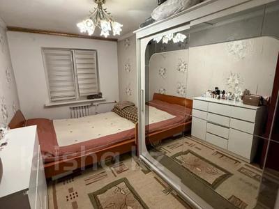 2-бөлмелі пәтер · 42 м² · 4/4 қабат, мкр №11 — Шаляпина., бағасы: 28.5 млн ₸ в Алматы, Ауэзовский р-н