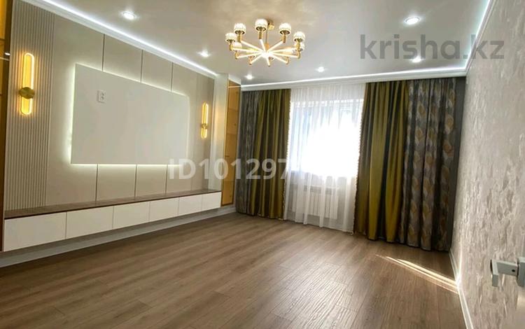 2-бөлмелі пәтер · 67 м² · 3/6 қабат, 38-й мкр 9, бағасы: 21.5 млн ₸ в Актау — фото 2