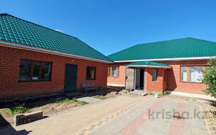 Жеке үй · 5 бөлме · 172 м² · 6 жүзд., 11 ш/а., Актау, бағасы: 75 млн ₸ в Актобе, мкр 11 — фото 35