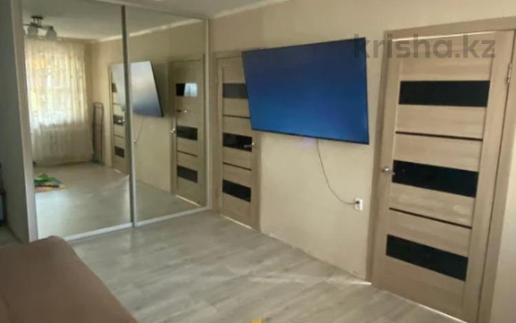 3-бөлмелі пәтер · 48 м² · 3/5 қабат, пр. Строителей, бағасы: 9.3 млн ₸ в Темиртау — фото 3