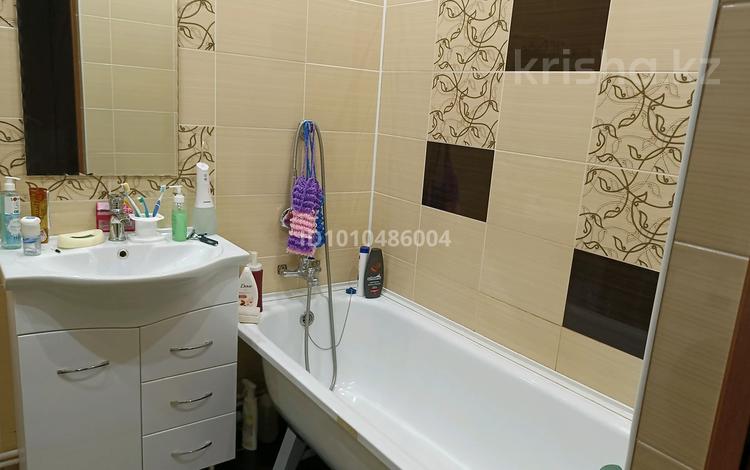 1-бөлмелі пәтер · 52 м² · 3/9 қабат, мкр Кадыра Мырза-Али 30/1, бағасы: 23.5 млн ₸ в Уральске — фото 2