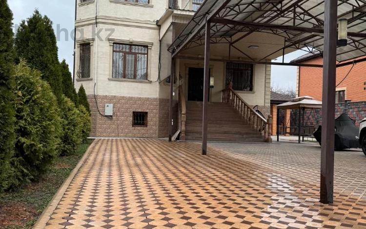 Отдельный дом · 6 комнат · 400 м² · 9 сот., мкр Калкаман-2 за 225 млн ₸ в Алматы, Наурызбайский р-н — фото 9