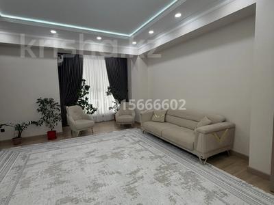 4-бөлмелі пәтер · 160 м² · 2/9 қабат, 16-ш/а. 14, бағасы: 75 млн ₸ в Актау, 16-й мкр 