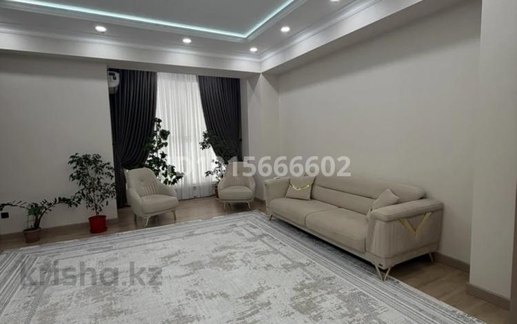 4-бөлмелі пәтер · 160 м² · 2/9 қабат, 16-ш/а. 14, бағасы: 75 млн ₸ в Актау, 16-й мкр  — фото 3