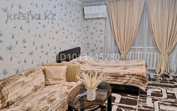1-бөлмелі пәтер · 45 м² · 1/4 қабат, Микрорайон 1 6, бағасы: 13 000 ₸ в Конаеве — фото 21