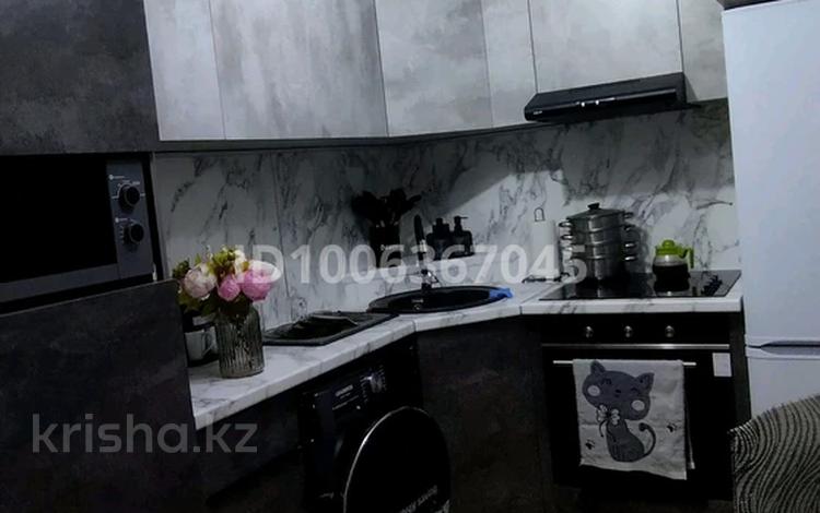 2-бөлмелі пәтер · 47 м² · 1/5 қабат, Мухтара Ауэзова 4а, бағасы: 13 млн ₸ в Экибастузе — фото 2