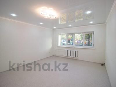 2-комнатная квартира, 55 м², 1/4 этаж, Талдыкорган 2мкр за 14.5 млн 〒