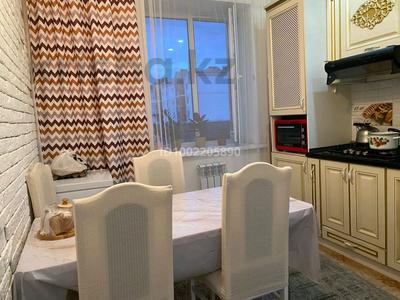Продажа квартир в Актюбинской обл.: 3-комнатная квартира · 65 м² · 2/4 этаж, Нур Актобе, Нұр Ақтөбе 111 за 21 млн 〒 3-комнатная квартира · 65 м² · 2/4 этаж, Нур Актобе, Нұр Ақтөбе 111 за 21 млн 〒