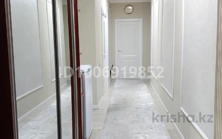 4-комнатная квартира · 145 м² · 8/12 этаж, Жуалы за 72 млн ₸ в Алматы, Наурызбайский р-н — фото 16