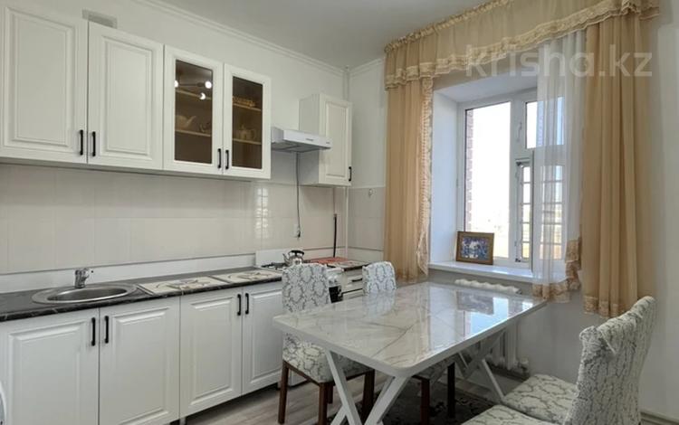 2-комнатная квартира · 58 м² · 3/5 этаж, Астана 4 4 — Тауелсиздик 39 за 150 000 ₸ в  — фото 2
