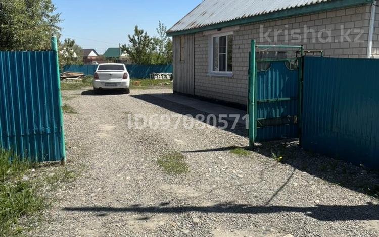 Отдельный дом · 4 комнаты · 114 м² · 9 сот., Заря-3 75 — Аязбаева и Тогас за 14.5 млн ₸ в Усть-Каменогорске, Ахмирово — фото 46