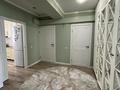3-бөлмелі пәтер · 81.6 м² · 10/10 қабат, Есенберлина 13/6, бағасы: 46 млн ₸ в Усть-Каменогорске — фото 2