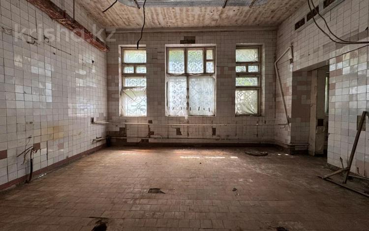 Свободное назначение · 1340 м² за 50 млн ₸ в Темиртау — фото 2