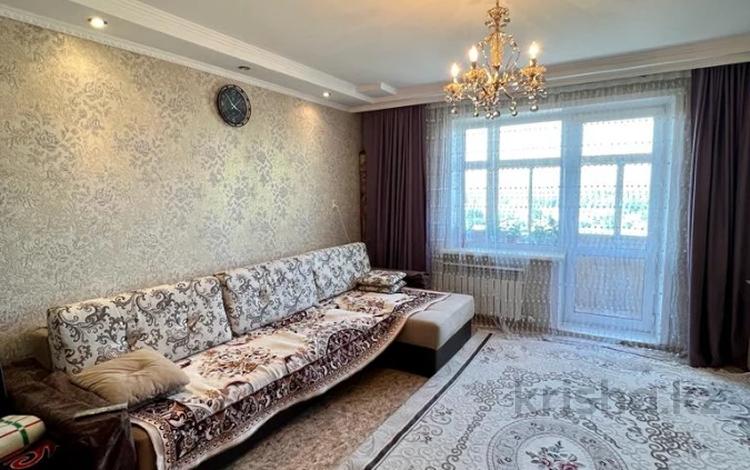 4-бөлмелі пәтер · 79.1 м² · 9/10 қабат, Би Боранбая 45 — ЦЕМПОСЕЛОК, бағасы: 26.5 млн ₸ в Семее — фото 11