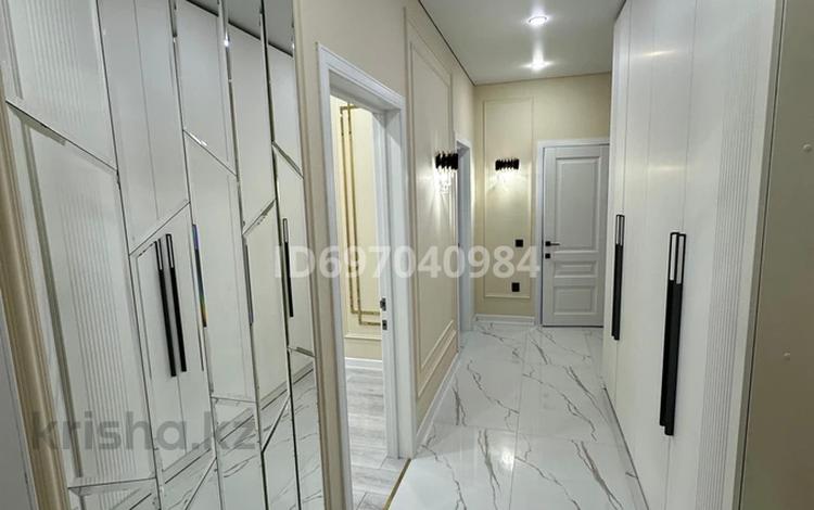 2-комнатная квартира · 65 м² · 9/9 этаж, мкр Нурсая, Елорда 6/4 — Нурсая за 270 000 〒 в Атырау — фото 12