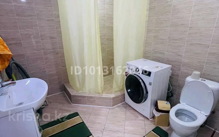Жеке үй · 3 бөлме · 100 м², Алатау 25, бағасы: 45 000 ₸ в Бурабае — фото 4