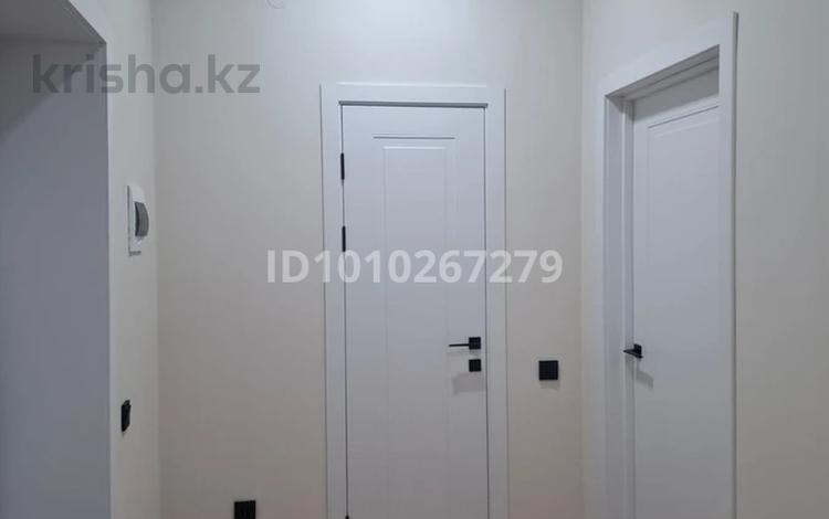 2-комнатная квартира · 52.4 м² · 8/10 этаж, мкр. Алтын орда, Алтын Орда 5Е за 23 млн ₸ в Актобе — фото 2