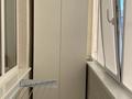 2-бөлмелі пәтер · 55 м² · 5/6 қабат, мкр Строитель — 9 школа, бағасы: 30 млн ₸ в Уральске — фото 3