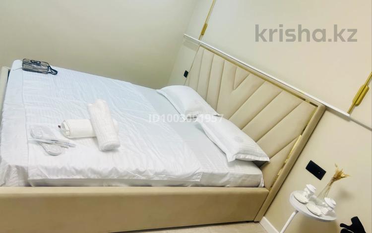 1-комнатная квартира · 38 м² · 2/5 этаж, мкр Кунаева за 2 500 ₸ в Уральске — фото 9
