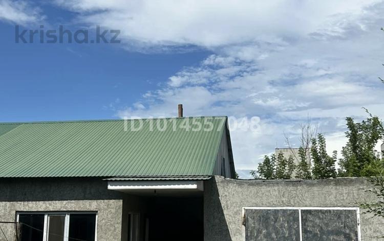 Отдельный дом · 4 комнаты · 92 м² · 4 сот., Елемесова 135 — Ул. Кабанбая- Ул. Елемесова за 26 млн ₸ в Семее — фото 2