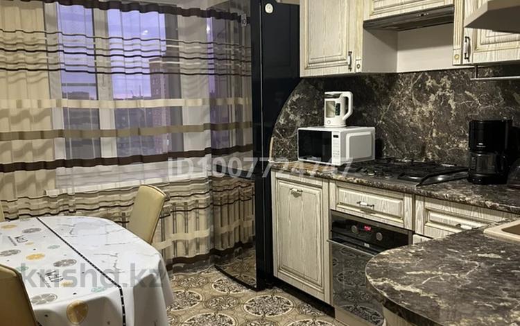 3-бөлмелі пәтер · 70 м² · 7/10 қабат, Козыбаева 107, бағасы: 250 000 〒 в Костанае — фото 2