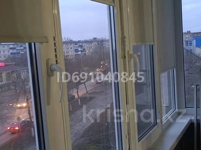1-бөлмелі пәтер · 33 м² · 4/5 қабат, 50 лет октября 1а — Куанышь голод, бағасы: 20 000 ₸ в Рудном