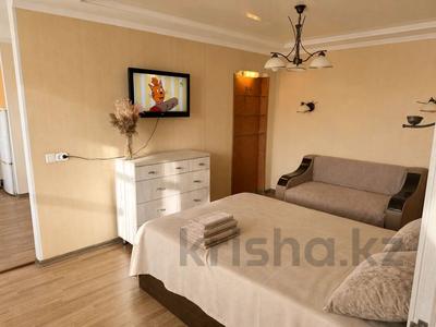 3-комнатная квартира · 75 м², мкр Новый Город, Бухар жырау 48А — Бухар жырау / Алиханова за 23 000 ₸ в Караганде, Казыбек би р-н